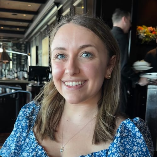 Headshot of Kathryn Scharn, LICSW