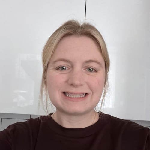 Headshot of Samantha Johnson, LCSW
