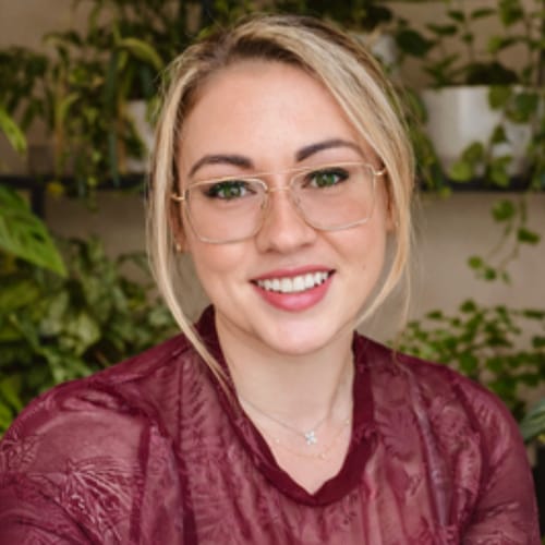 Headshot of Morgan Surabian, LICSW
