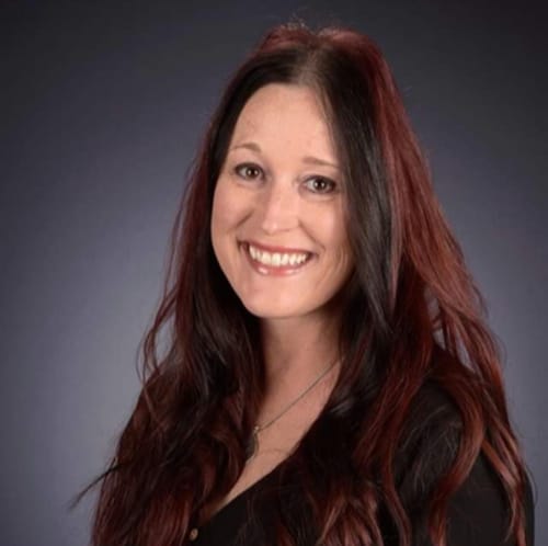 Headshot of Tasha Holtzman, LCSW