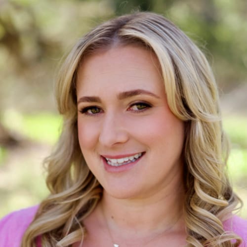 Headshot of Megan Fehte, LMFT