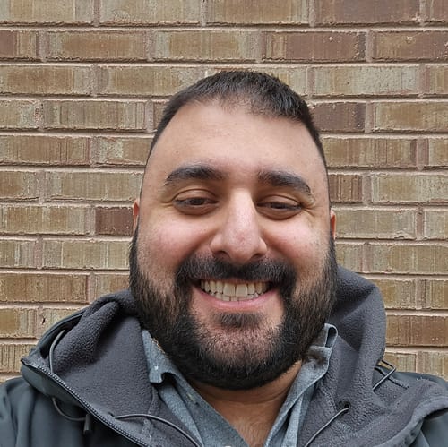 Headshot of Sevon Taroian, LCSW