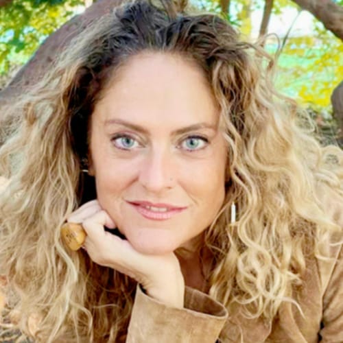 Headshot of Karla Bonkowski Magnan, LCSW