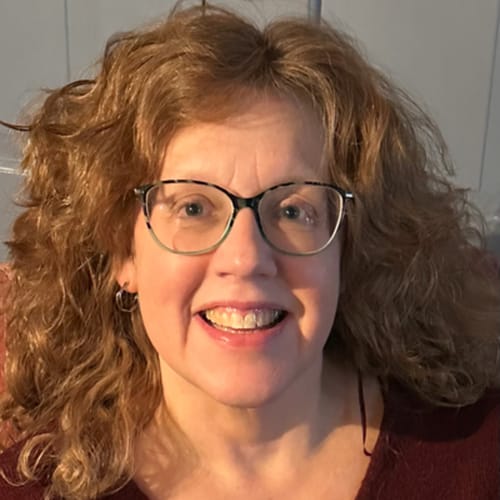 Headshot of Dawn Pascoe, LCSW