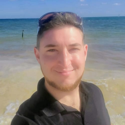 Headshot of Sean Hunt, LCSW
