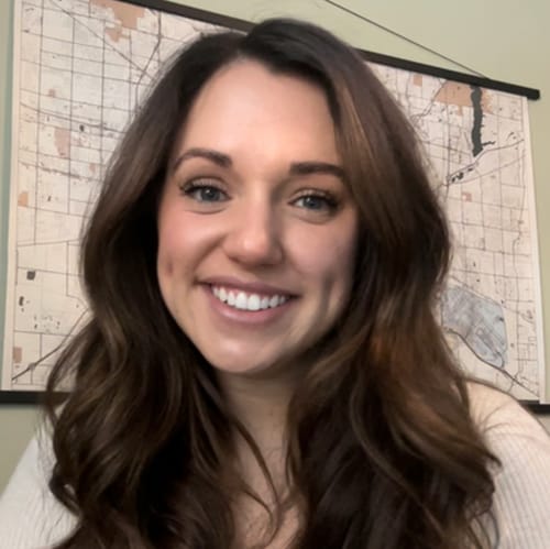 Headshot of Shelby Rymers, LMHC