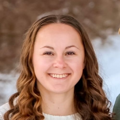 Headshot of Allison Fragapane, LCSW