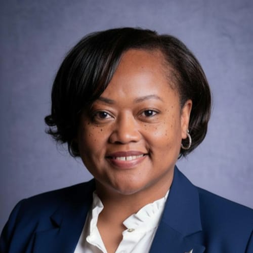 Headshot of Veronica Knowles, LCSW