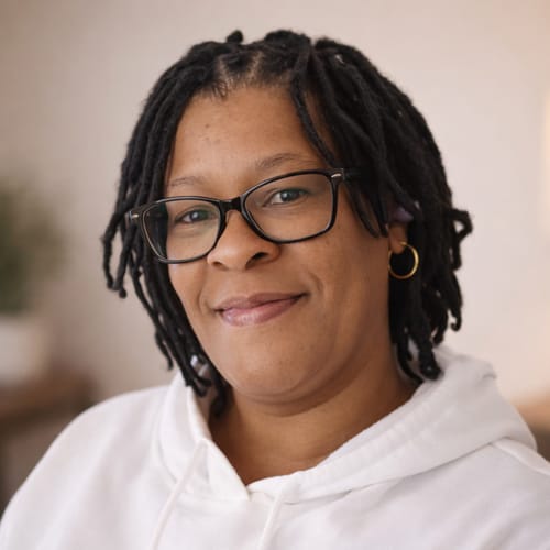Headshot of Deborah Peyton, LPCC