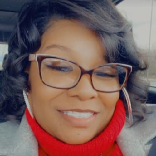 Headshot of Whyketha Pettis, LPC
