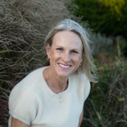 Headshot of Annmarie Nassiff, LMHC
