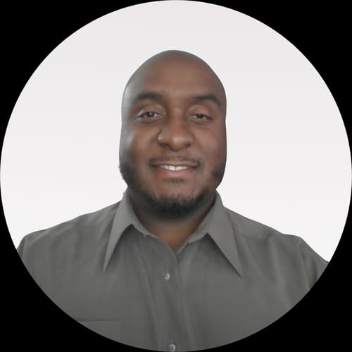Headshot of Malcolm Redmond, LMFT