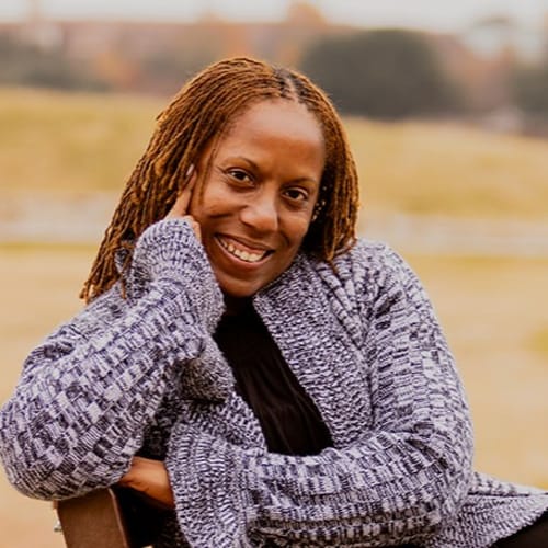 Headshot of Natalya Lindo, LPC