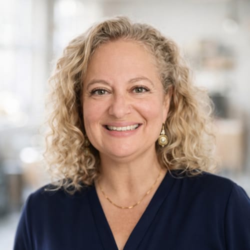 Headshot of Lydia Spitzer, LCSW