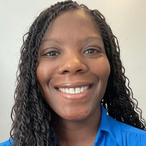 Headshot of Veronica Price, LPCC