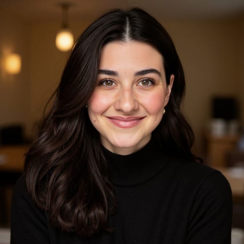 Headshot of Natalie Szumel, LCPC