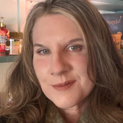 Headshot of Laura Hawkins, LMSW