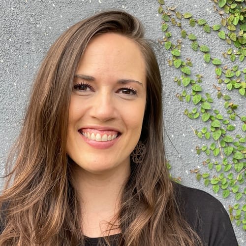 Headshot of Sara Benedetto, LMFT