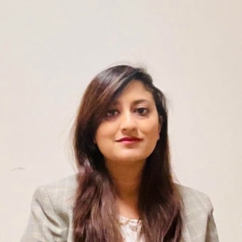 Headshot of Mehwish Aqueel, LPC