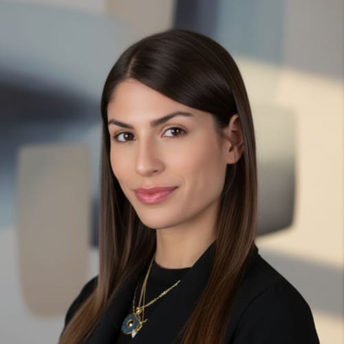 Headshot of Nicole Ferrer, LMHC