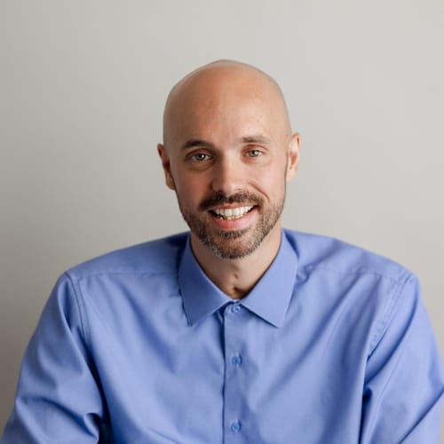 Headshot of Zachary Handy, LPC