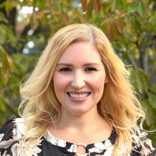 Headshot of Amy Thompkins, APN