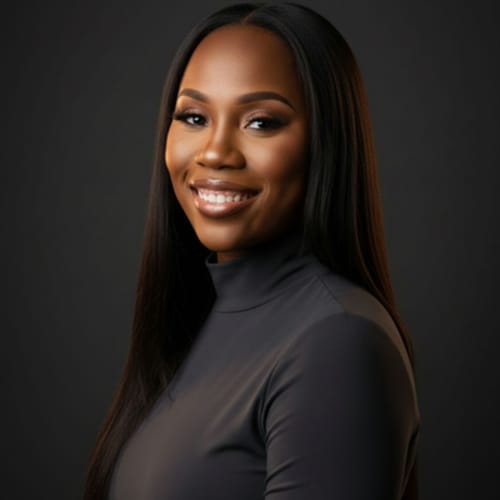 Headshot of Rasha Bradford, LMSW
