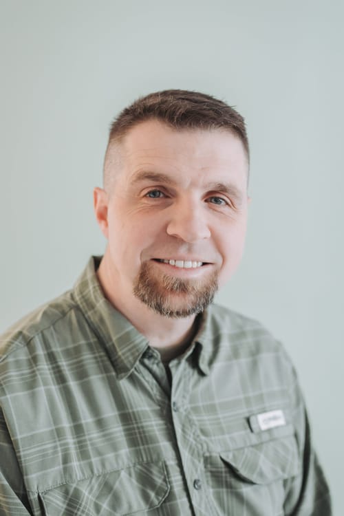Headshot of William Peters, LMFT