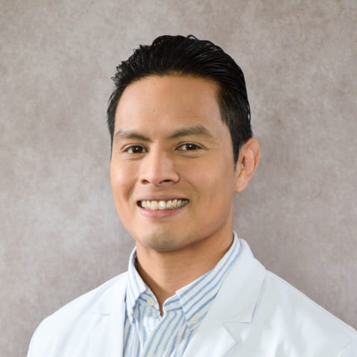 Headshot of Julius Guiang, APRN_CNP