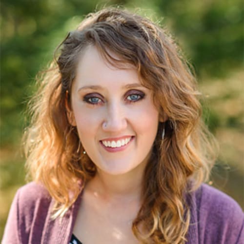 Headshot of Laura Aydlette, LPC
