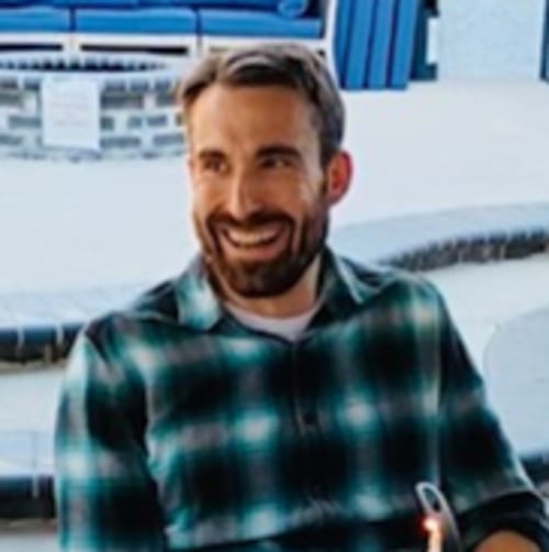 Headshot of Jon Machles, LMFT