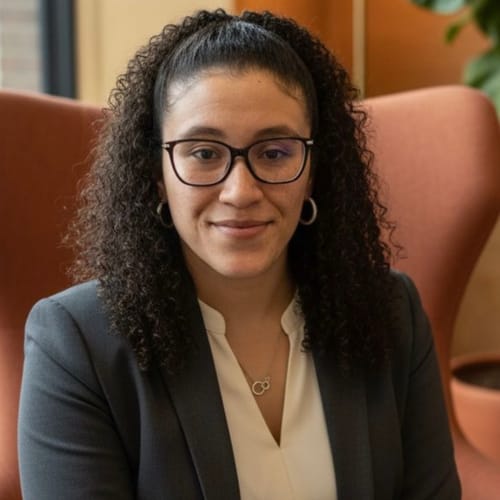 Headshot of Evangeline Benitez, LCSW