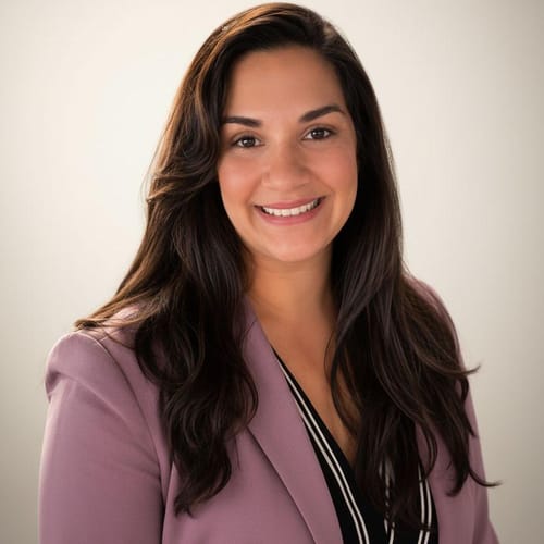 Headshot of Linda Rodriguez, LMHC