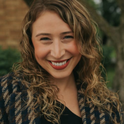 Headshot of Ariana Romero, LMHC