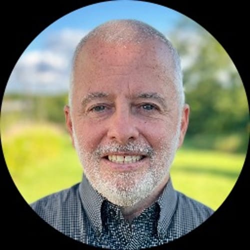 Headshot of James Thomas, LISW