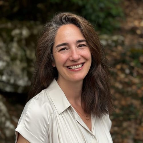 Headshot of Elizabeth Ranzoni, LCSW