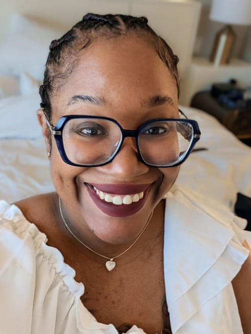 Headshot of Ayanna Forks, LPCC