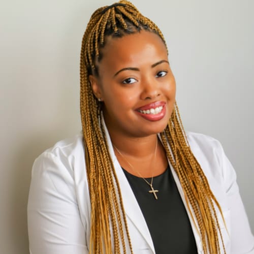Headshot of Ebony Price, APRN_CNP