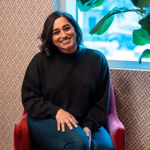 Headshot of Farha Khoja, LPC