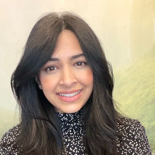 Headshot of Habiba Salim, LPC
