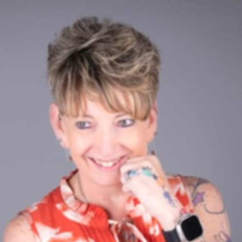 Headshot of Lisa Vancil, LCSW