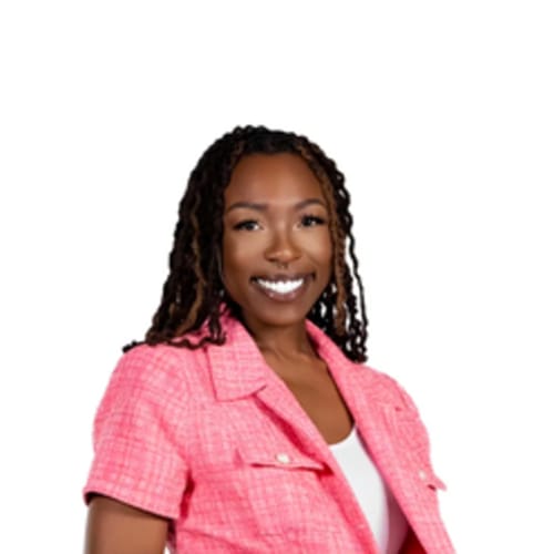 Headshot of Amani Henry, LPC