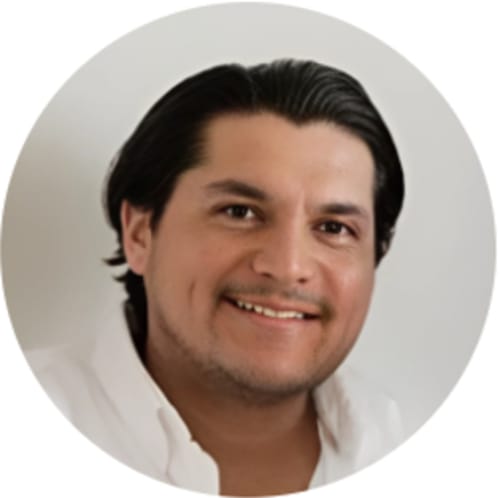 Headshot of Cristian Tovar, LPC