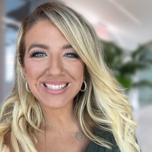 Headshot of Stephani Catalano-Morfogen, LCSW