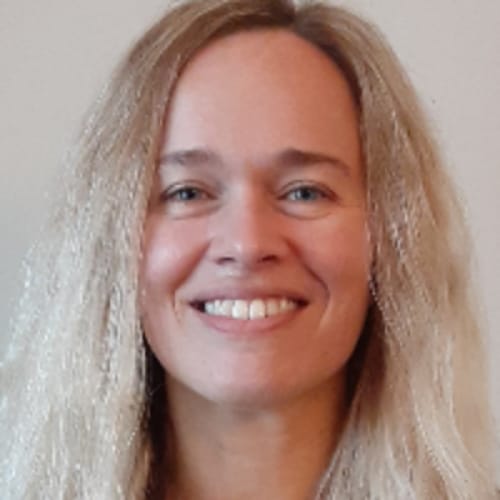Headshot of Gabrielle Brainard, LCSW