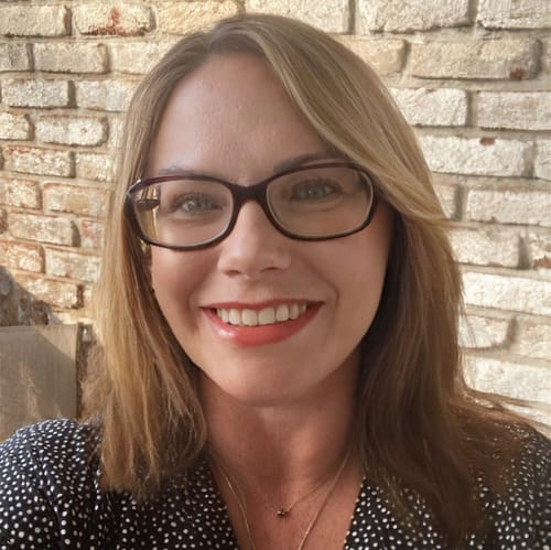 Headshot of Eileen DeNicolo, LCSW
