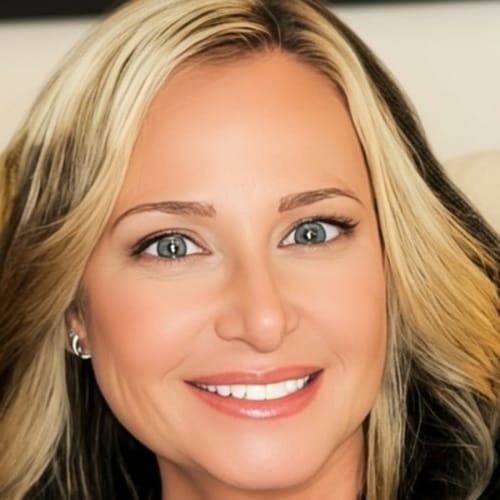 Headshot of Renee Thompson, LCSW_OUT_OF_STATE