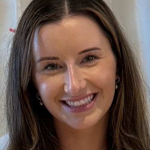 Headshot of Carly McKay, LICSW