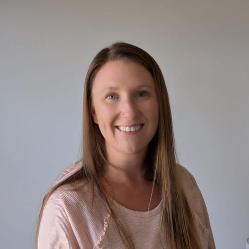 Headshot of Lindsey Mautino, LPC