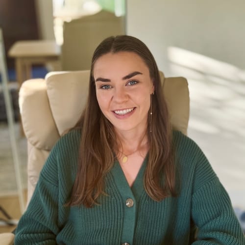 Headshot of Kiera Dowell, LCSW